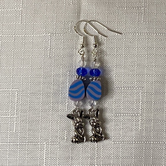 Handcrafted Easter Egg w/Bunny Earrings - Picture 5 of 5